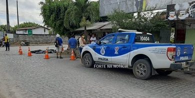 Foto de Cruz das Almas: Homem morre atropelado por caminhão na Rotatória da Rodoviária