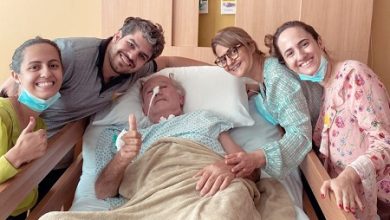 Foto de Pastor Fernando Gomes recebe alta da UTI e segue para clínica de reabilitação