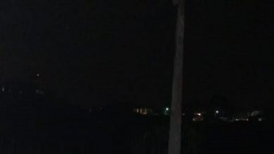 Foto de Fala povo: Poste de energia está com lâmpada queimada há mais de uma semana no Lot. Parque das Mangueiras em SAJ