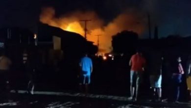 Foto de Incêndio em Cruz das Almas destrói fábrica  de estofados