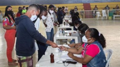 Foto de COVID-19: Neste domingo (25), foram aplicadas 2031 doses do imunizante em Santo Antônio de Jesus