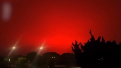 Foto de Céu fica completamente vermelho em cidade da China e viraliza na internet. Veja vídeo: