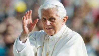 Foto de Papa Bento XVI morre aos 95 anos no Mosteiro Mater Ecclesiae no Vaticano