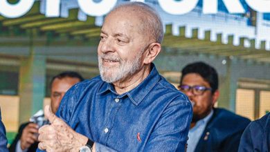 Foto de Lula diz que aumento do salário mínimo deixa brasileiro ‘mais bonitão e mais gordo’