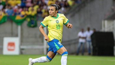 Foto de Marta pega gancho de 2 jogos e fica fora da semifinal olímpica; CBF pedirá efeito suspensivo