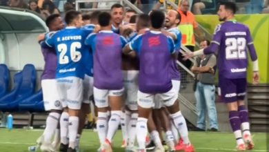 Foto de Bahia ganha de virada o Cuiabá e volta a vencer após sete jogos de jejum no Brasileirão