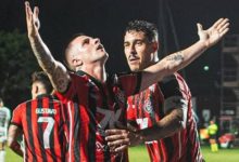 Foto de Com um a menos, Vitória vira sobre o Vasco e vence no Brasileirão 2025