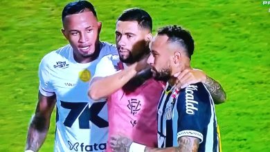 Foto de Vitória perde para o Santos de Neymar no Barradão e dorme na zona de rebaixamento do Brasileirão 2025