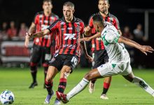 Foto de Com duas expulsões, Vitória cede o empate no final ao Juventude e pode voltar ao Z-4