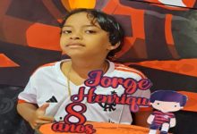 Foto de Família faz apelo por regulação urgente de criança de 8 anos de Santo Antônio de Jesus que está no Hospital Regional