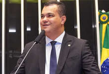Foto de Deputado federal Dal é alvo de operação da PF e tem celular apreendido no Aeroporto da capital