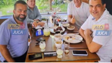 Foto de Alô Juca pública foto de Deputado Federal da Bahia em encontro com homem apontado como chefão do PCC